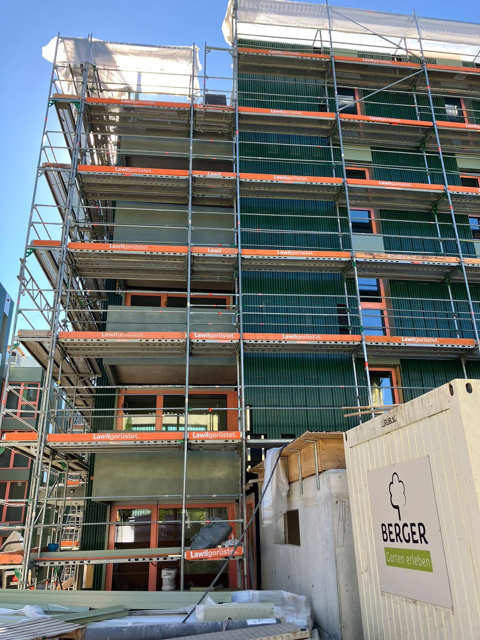 FENSTER BAUSTELLE 1