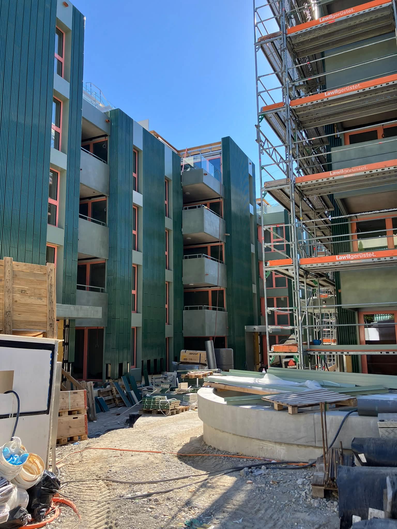 FENSTER BAUSTELLE 4