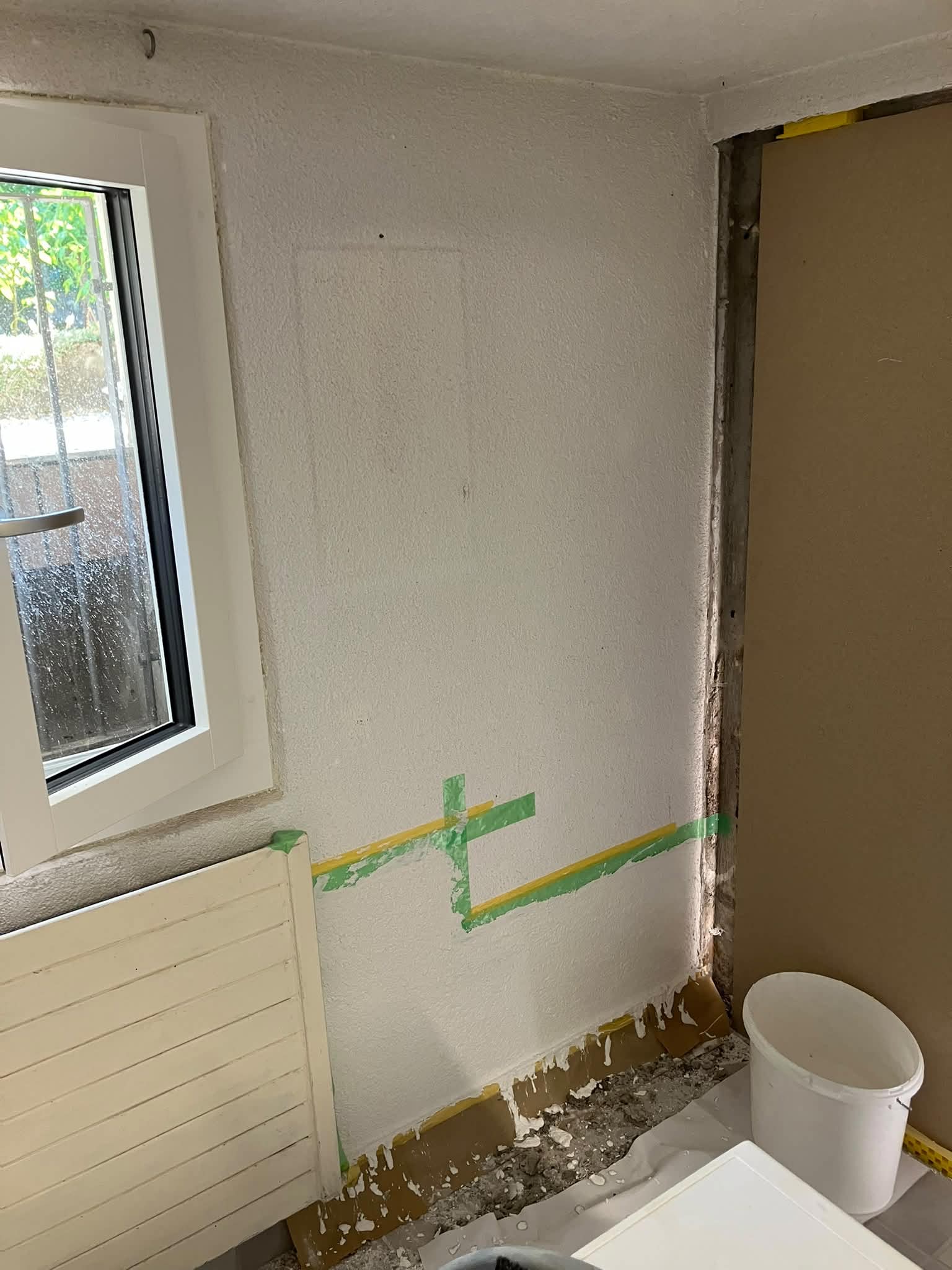 PIC 12